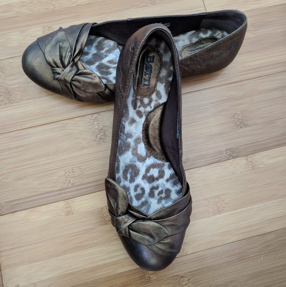 Born bronze flats 8.5